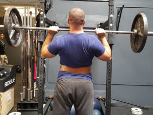 Some lifters will flare their elbows out to the sides when attempting to set them. Don't do this!